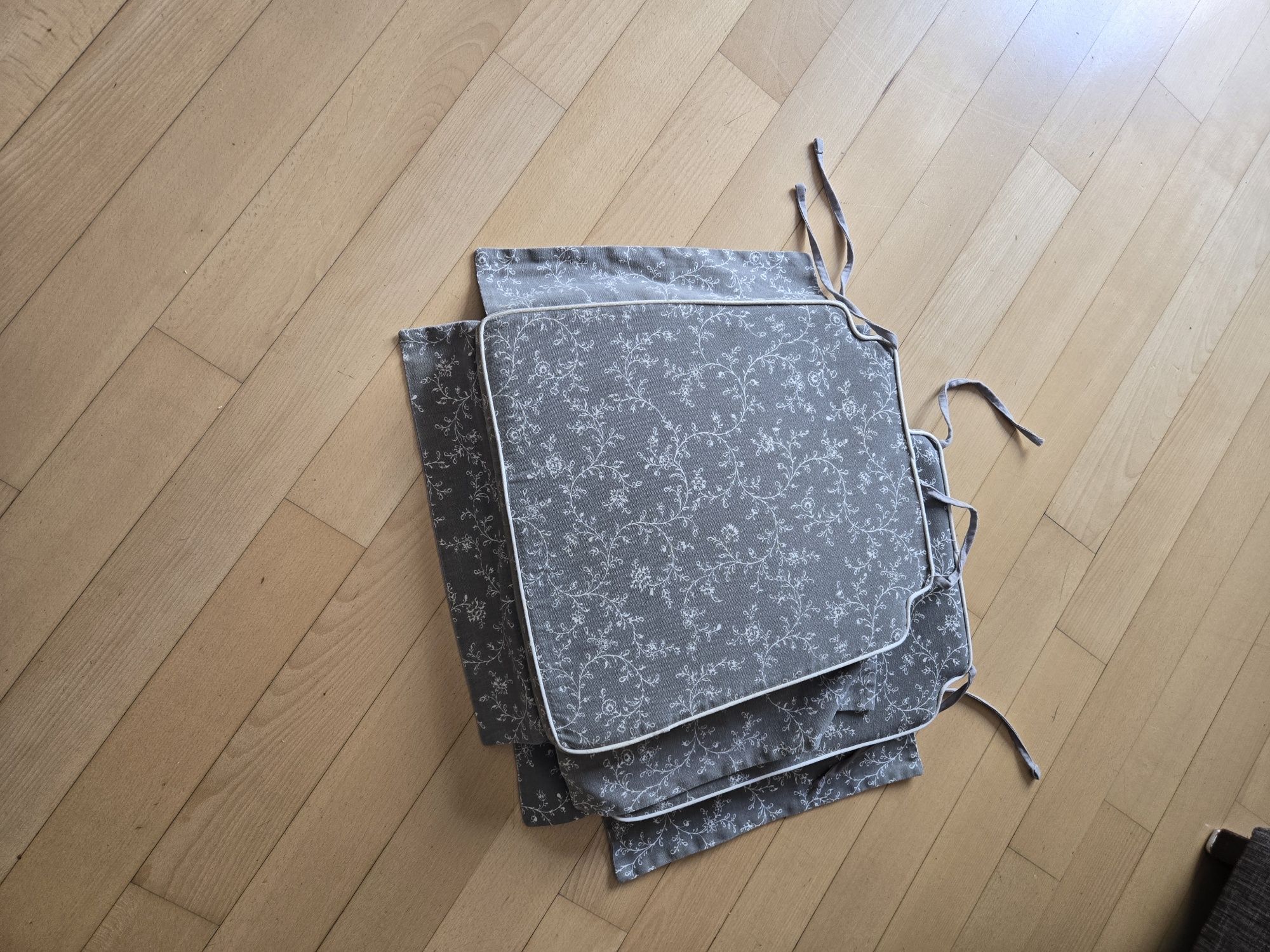 Poduszki na krzesło Ikea 6 sztuk