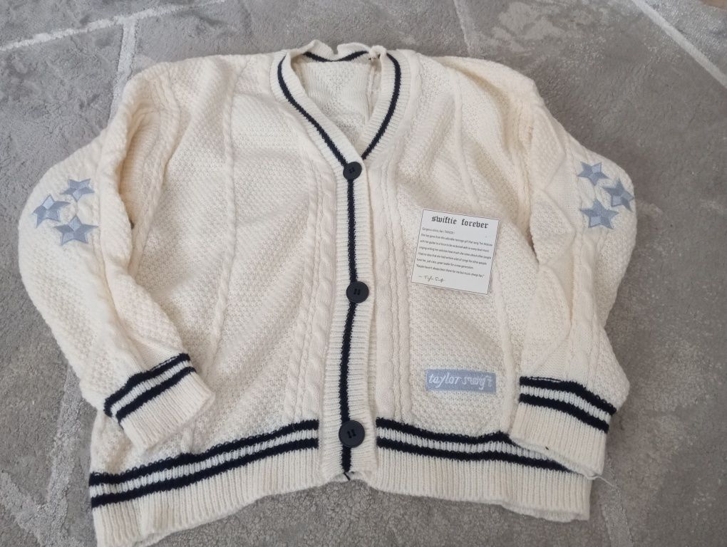 Cardigan Taylor Swift