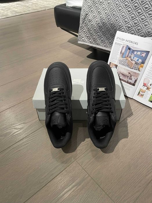 Buty meskie Mokasyny Nike_Air_Force_1_Low_Black_R.38