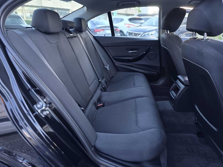 BMW 320D F30 SPORT 2.0 "LOOK M3" AUTO