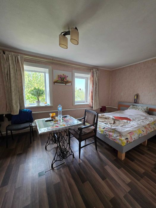 Продаж будинку біля 28 школи