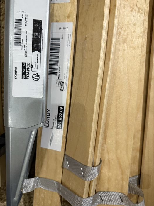 2 Estrados LURÖY + Trave Central SKORVA (IKEA) – Excelente estado!