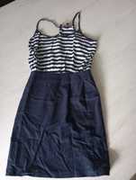 Bershka, śliczna marynarska sukienka dla drobnej dziewczyny