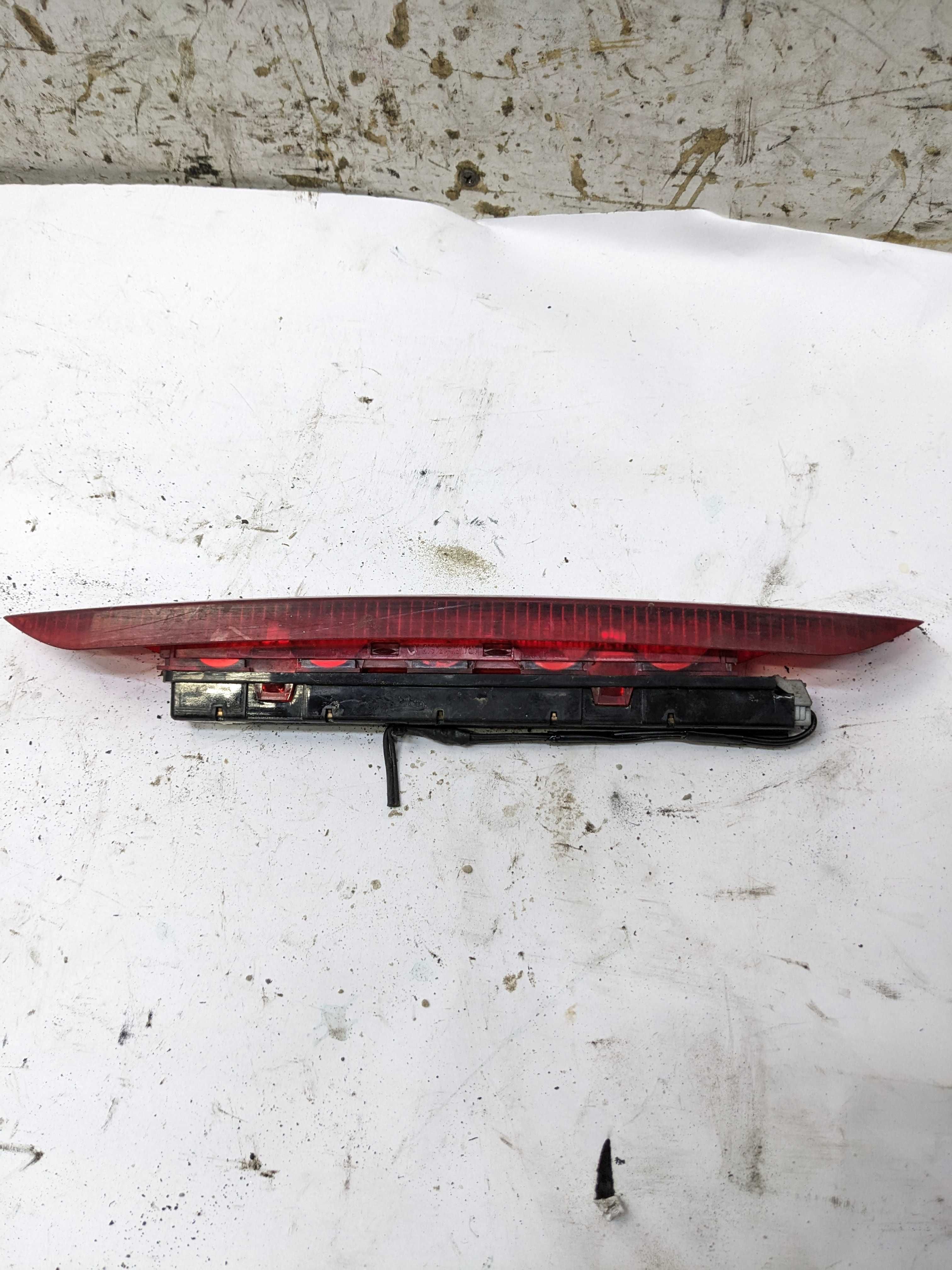 Ford Focus MK2 FL HB Światło Stop Stopu Trzecie