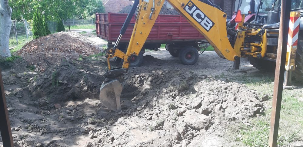 Koparko-Ładowarka,Mini koparka prace ziemne