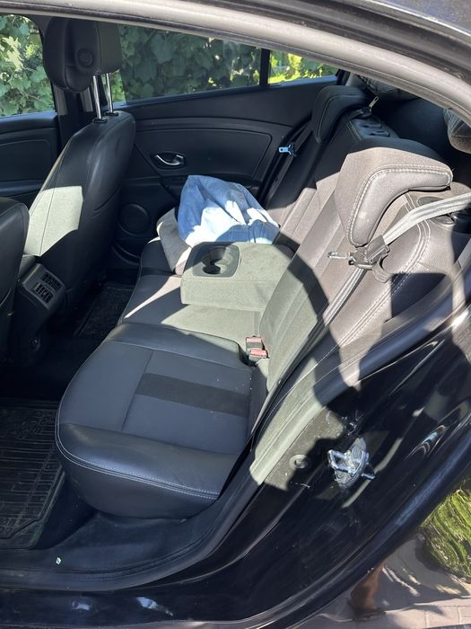 Рено флюєнс 2010