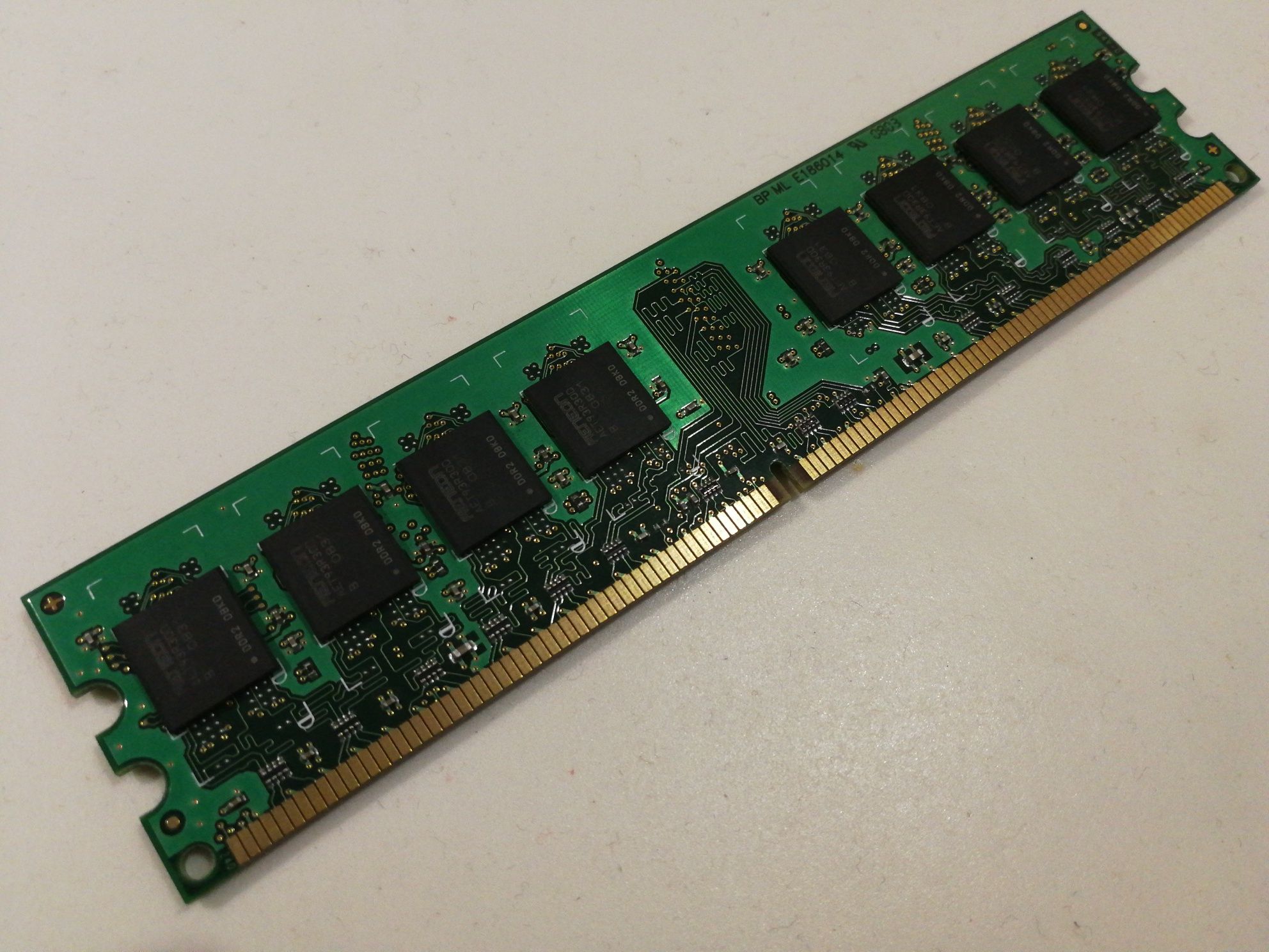Pamięć RAM 1GB DDR2-667 CL5