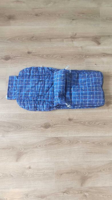 Śpiworek do wózka spacerowego