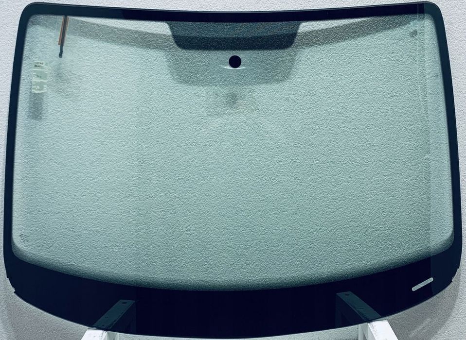 Szyba czołowa VW CADDY 2011- ANTENA+GPS