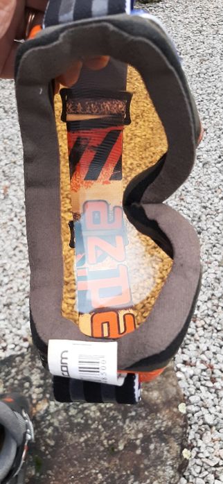 Couloir e ski,snowboard.