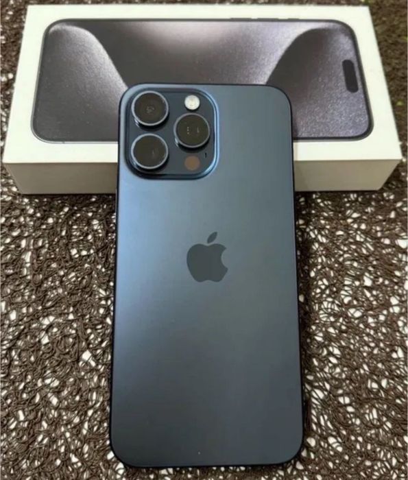 iPhone 15 Pro Max 256g.