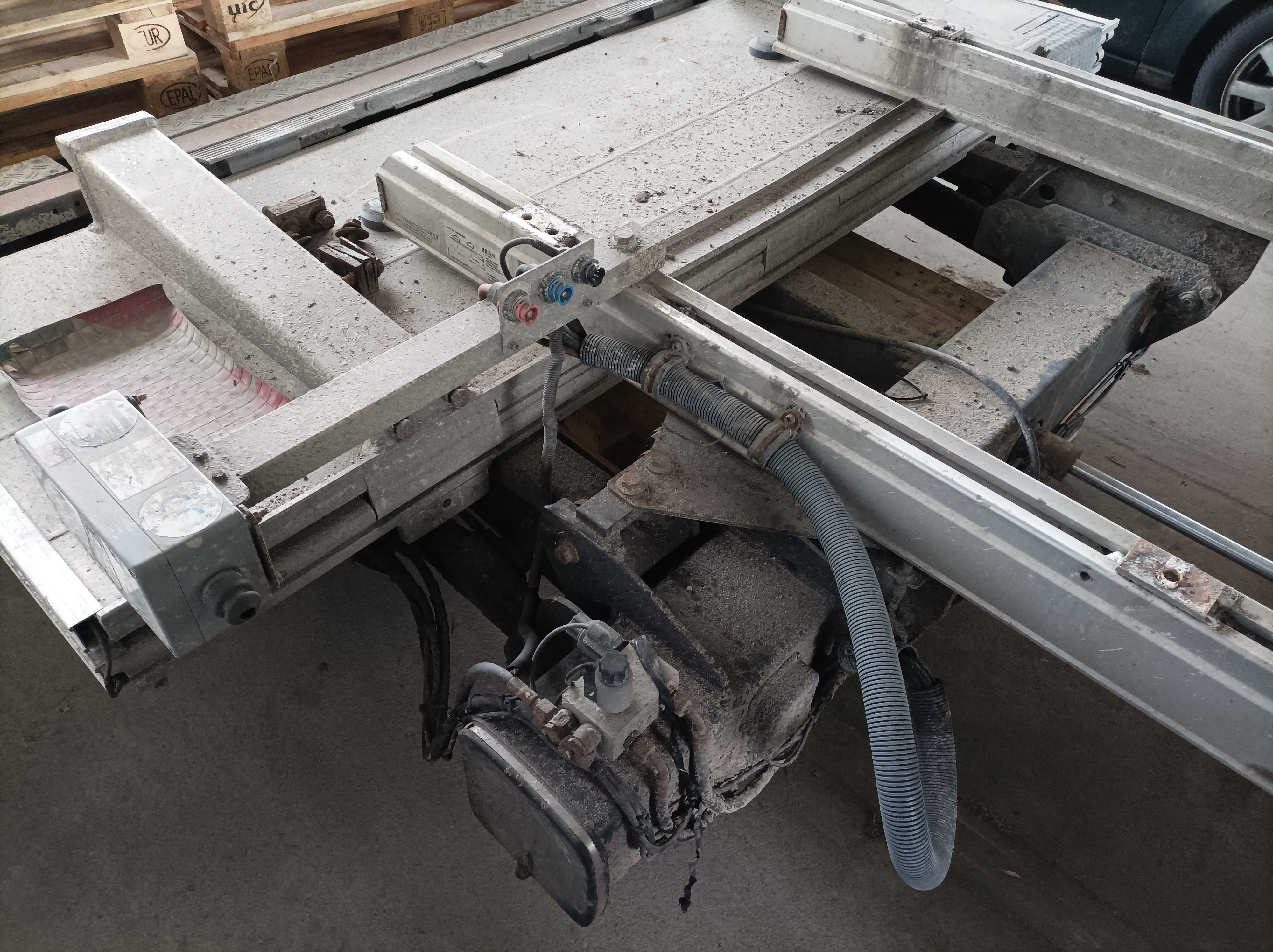 Podest ruchomy/hydrauliczna winda załadowcza Bär Cargolift
