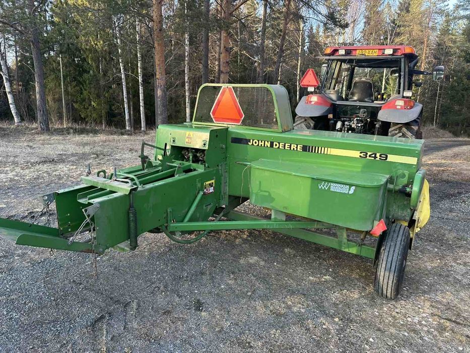 Прес- подборщик Пресс-підбирач John Deere 349
Deere 332, 332а Джон Дір