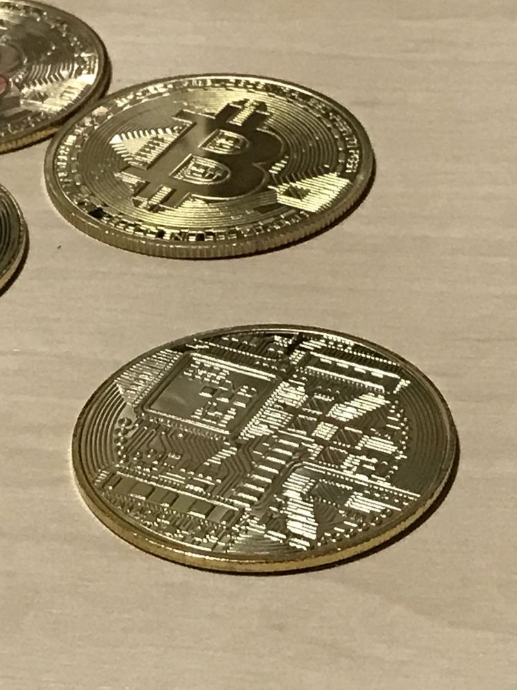 Монети BITCOIN монеты БИТКОИН новые (без пластиковых капсул)