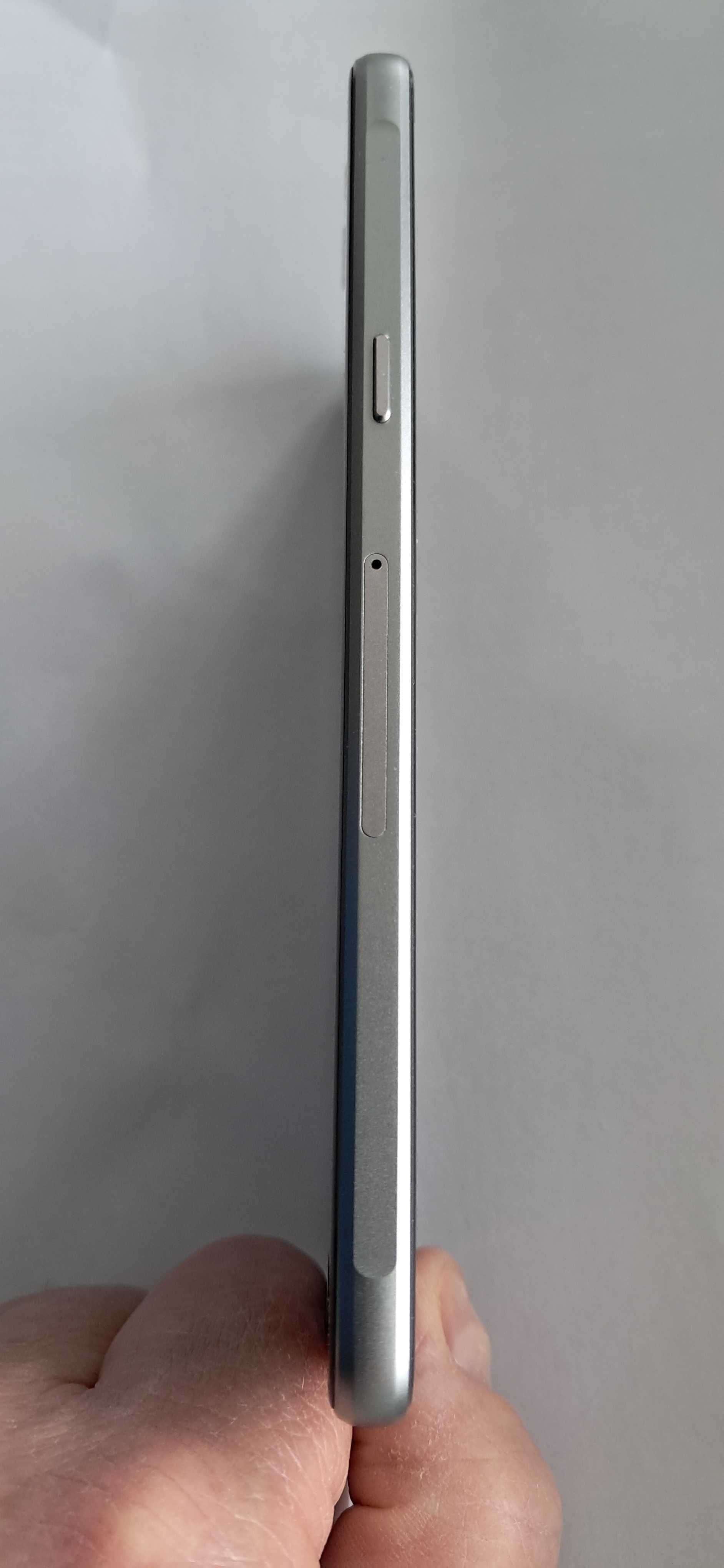 Bez skazy Smartfon Samsung Galaxy A5 jak nowy
