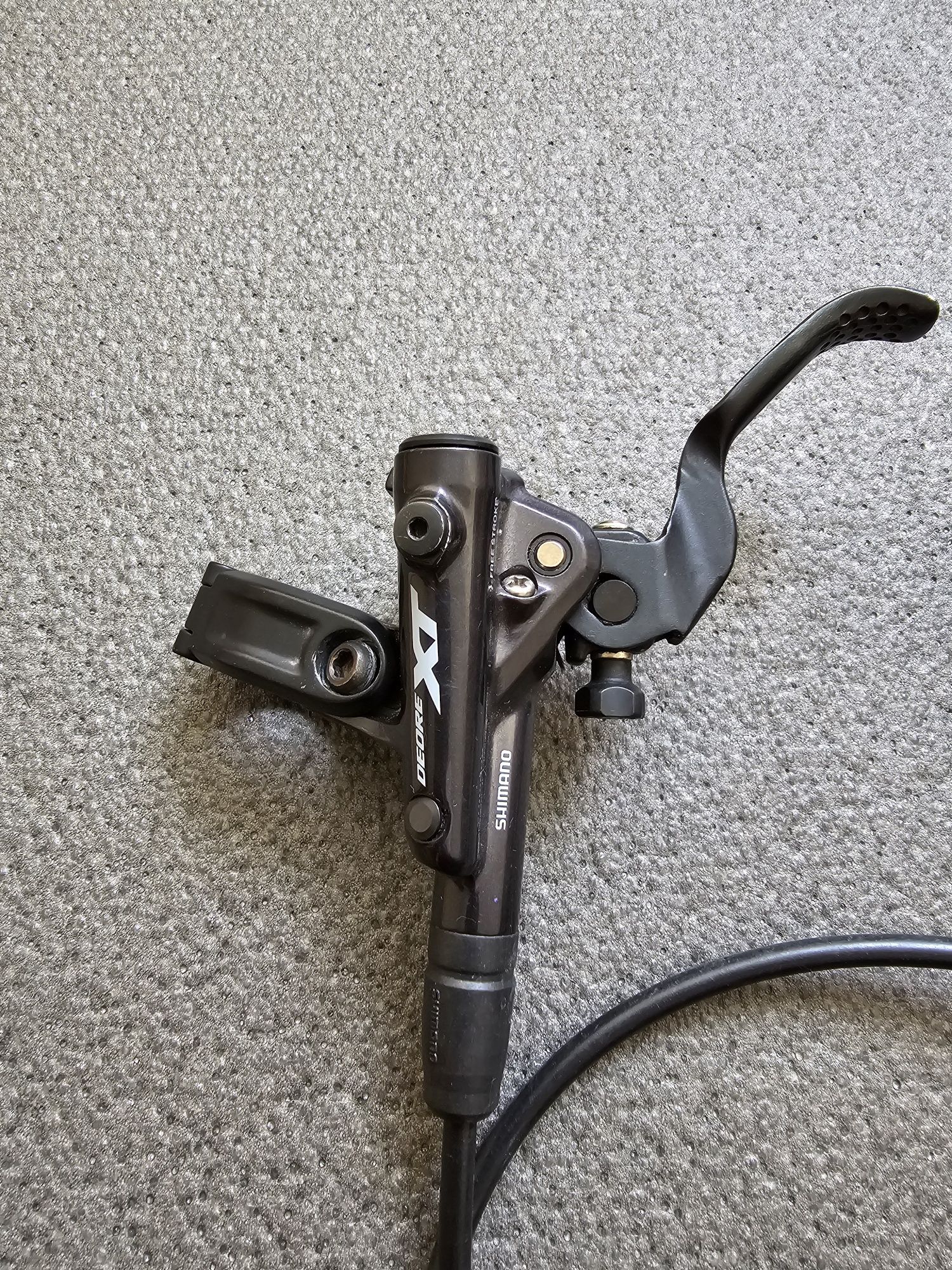 Тормоз передний Shimano Deore XT BL-M8100  M8120