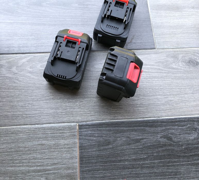 акумуляторна батарея літій-іонний 18v-21v зарядний пристрій