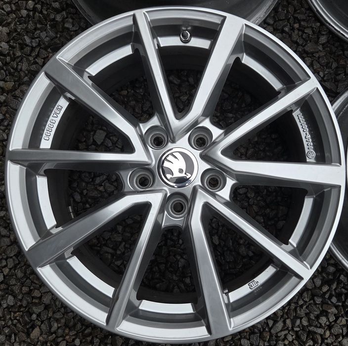 5 112 R17 Scoda Octavia Superb Karoq