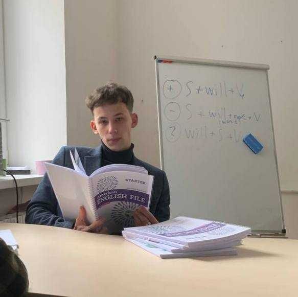 Репетитор з англійської оффлайн, онлайн(Школярі/студенти/НМТ/ЄВІ)