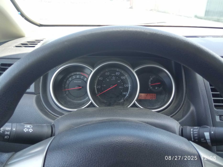 ТЕРМІНОВО - Nissan Versa 2011 з США-Не Биток-Любі Перевірки-1 Власник