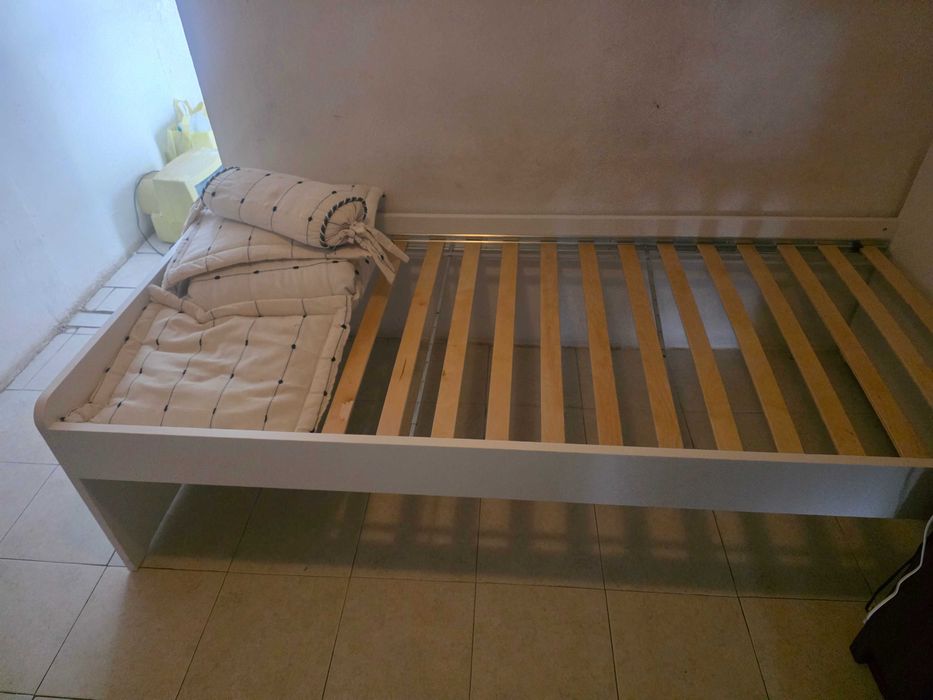 Cama nova sem colchao