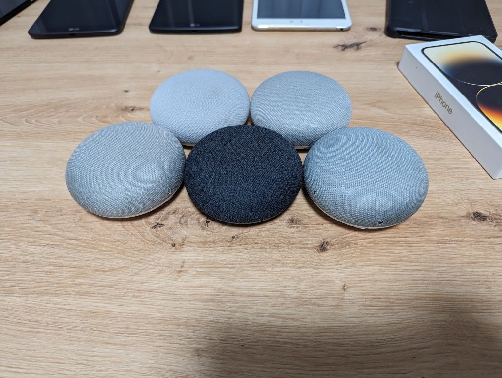 Розумна колонка Google Nest Mini Carbon