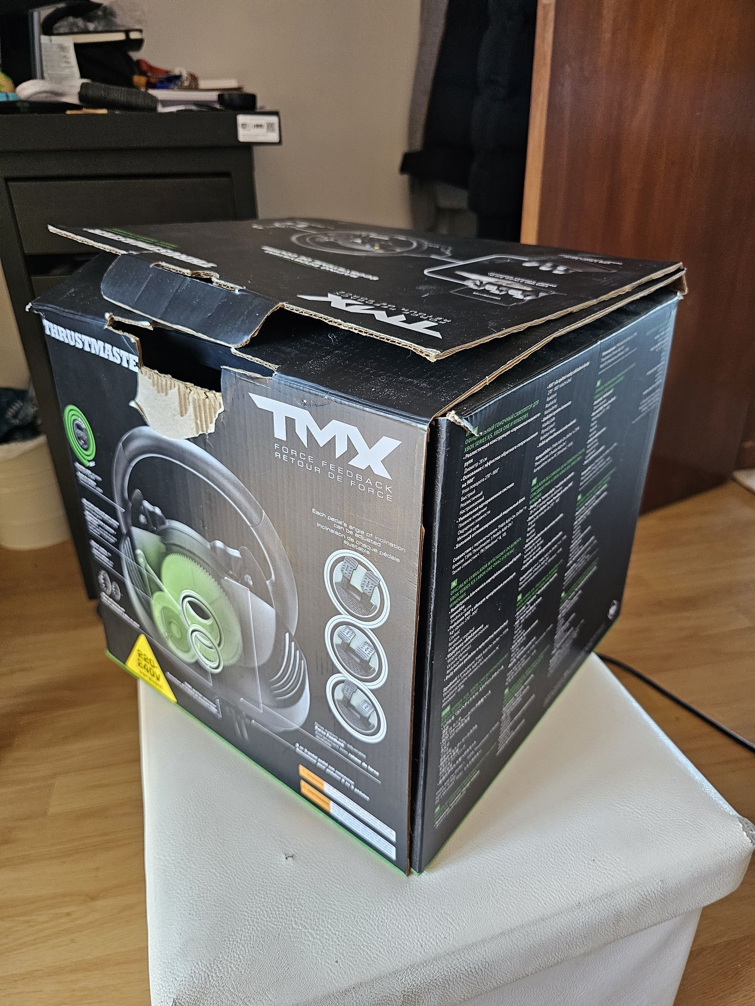 Volante Thrustmaster TMX Force Feedback