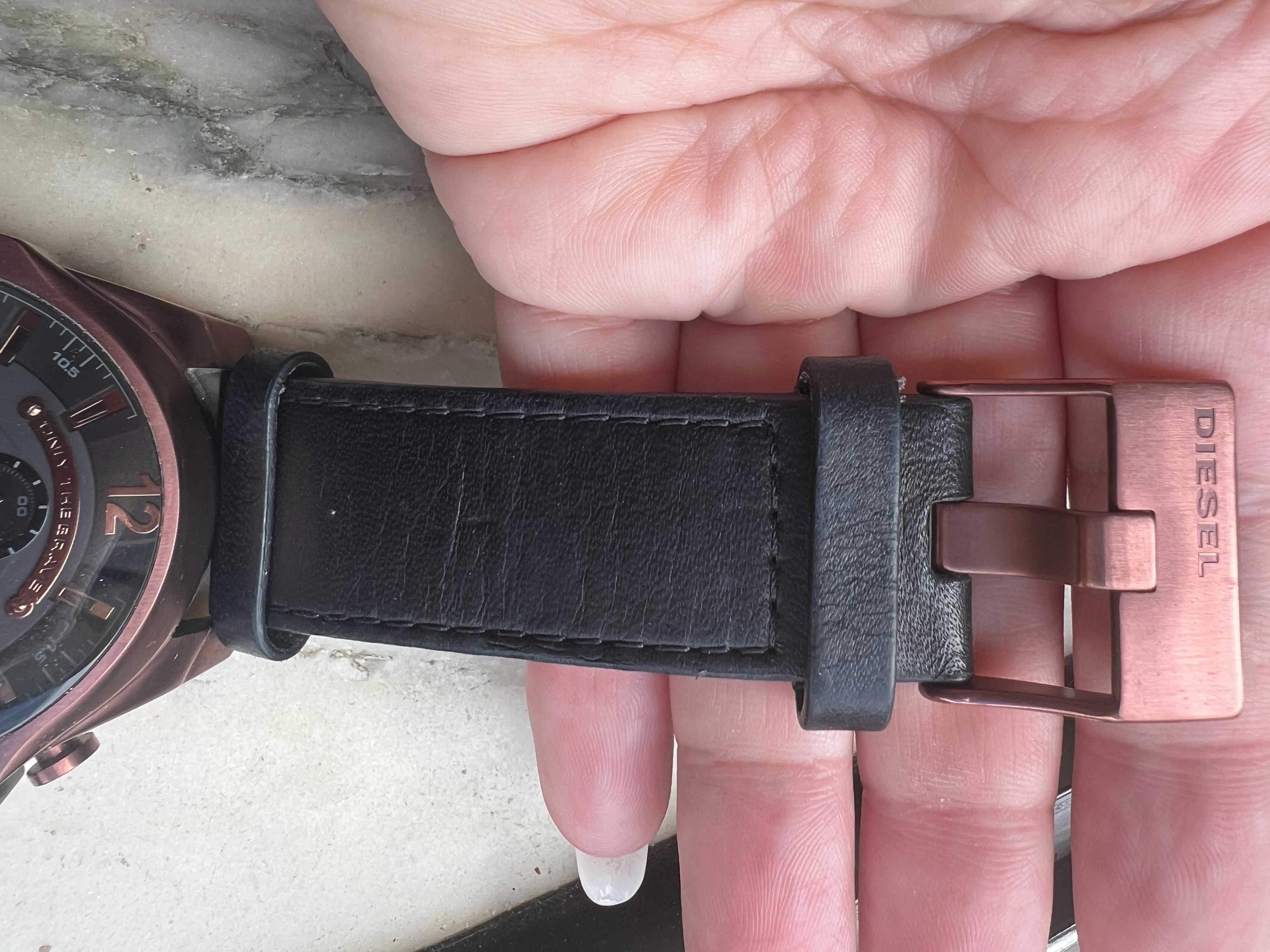 Vendo QUASE NOVO Diesel Watch DZ-4459 Cobre