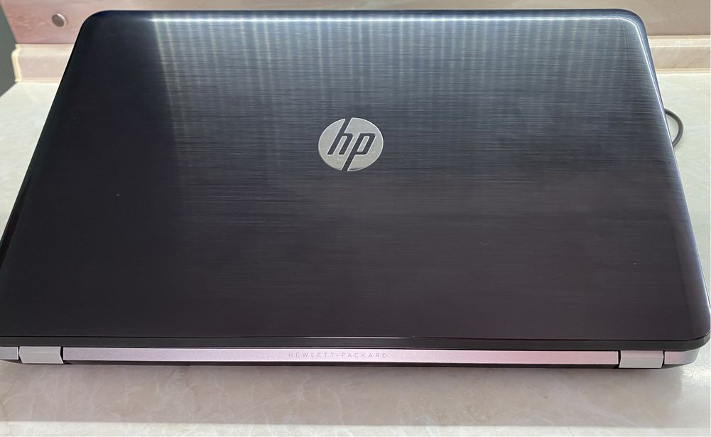 Ноутбук HP Pavilion 17