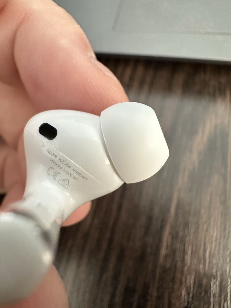 Навушник AirPods Pro Лівий A2084