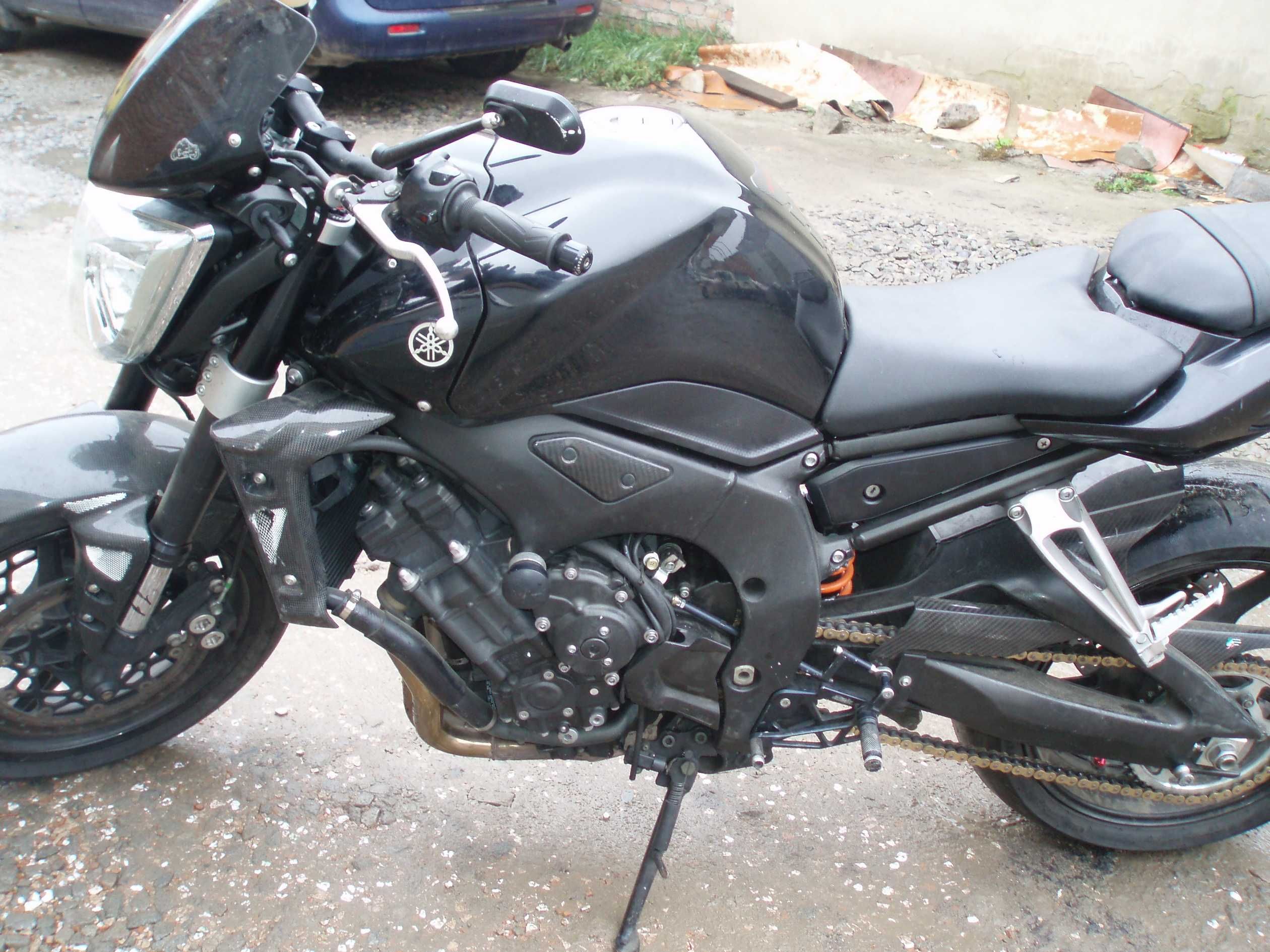 YAMAHA FZ1 стрит
