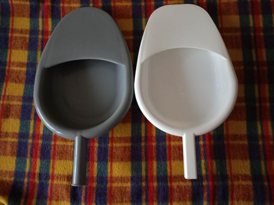 Судно підкладне (утка) для лежачих хворих.