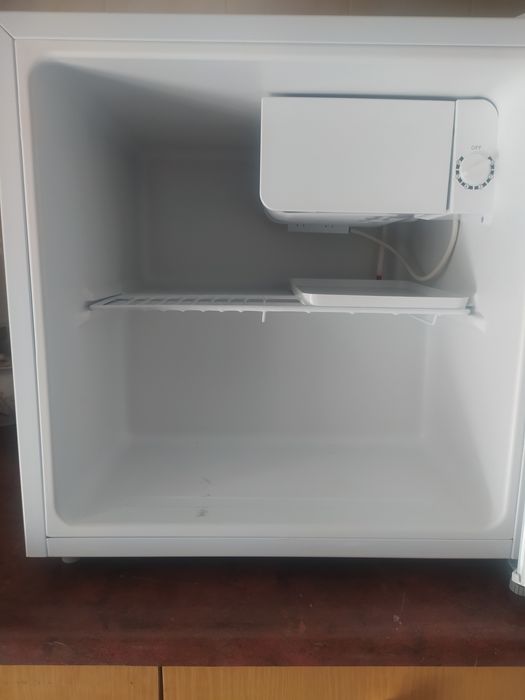 Холодильник Arctic amx - 098S