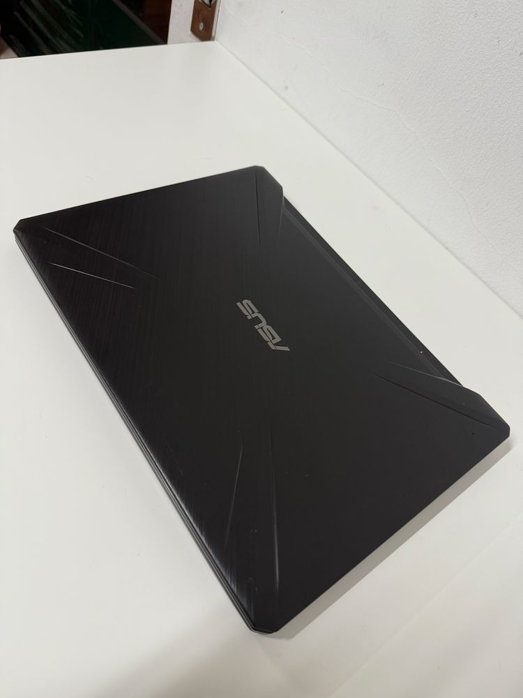 Portatil Gaming Asus Tuf FX505D