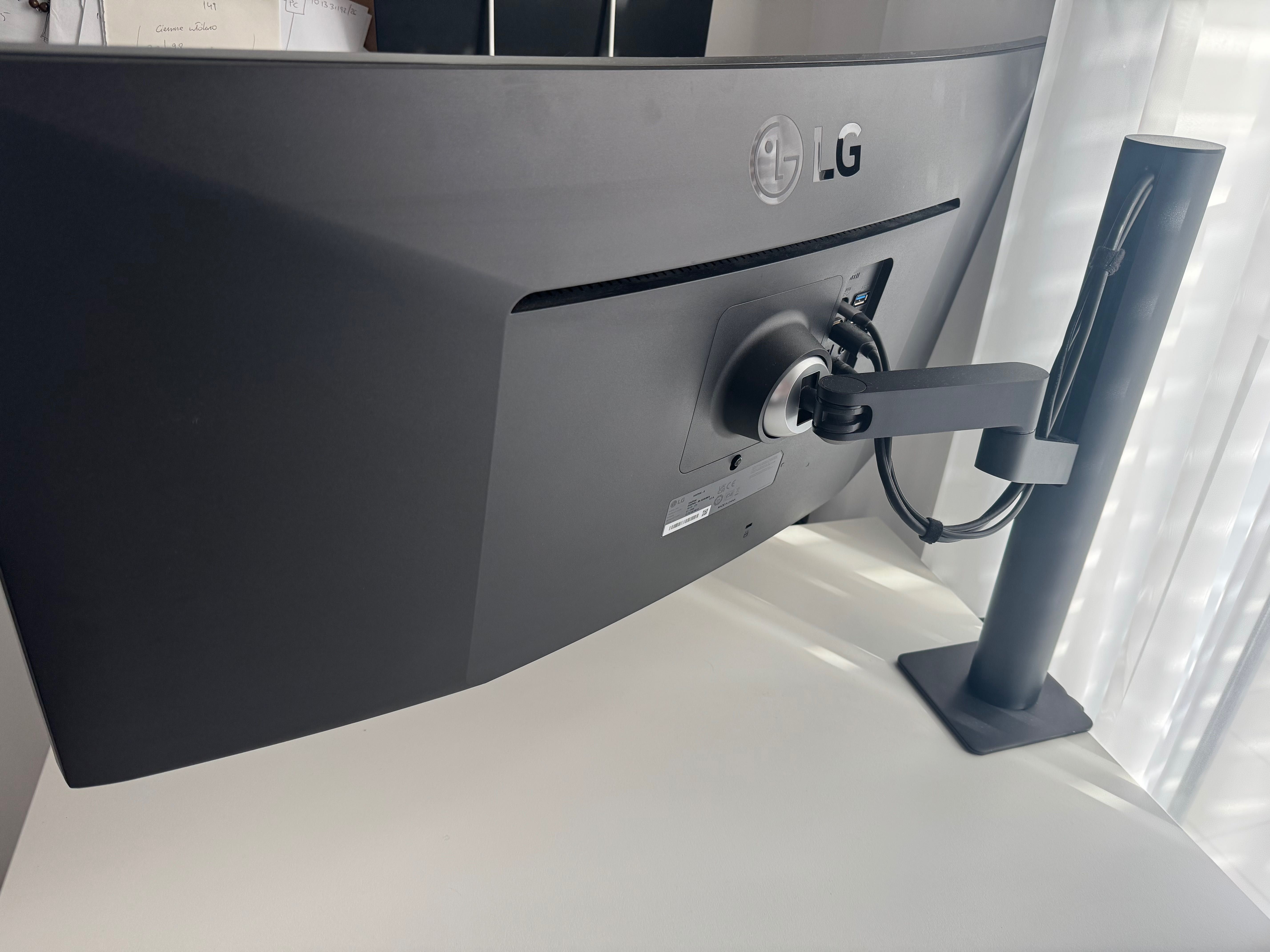 Monitor 34" LG 34WP88C-B Ergo