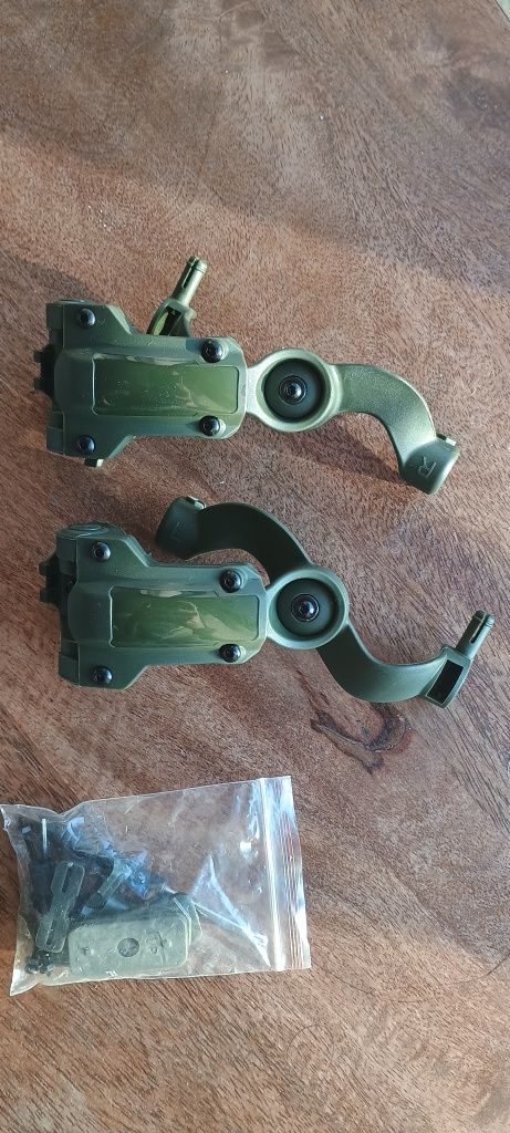 Adaptadores de Capacete ARC Rail/Trilho para Earphones