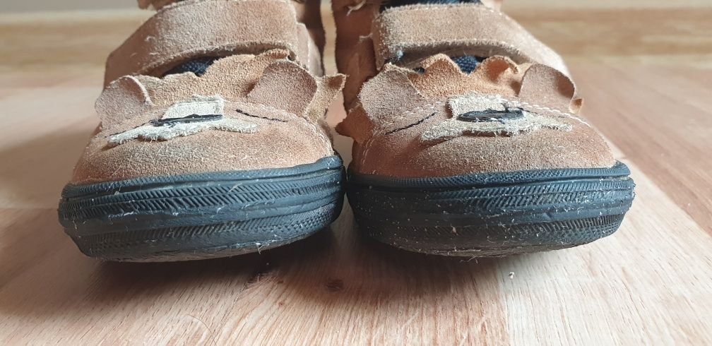 Trzewiki, wodoodporne buty jesień Mido jak Mrugała26 lwy