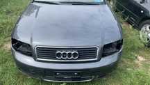 AUDI A4 B6 zderzak przód kompletny belka do malowania