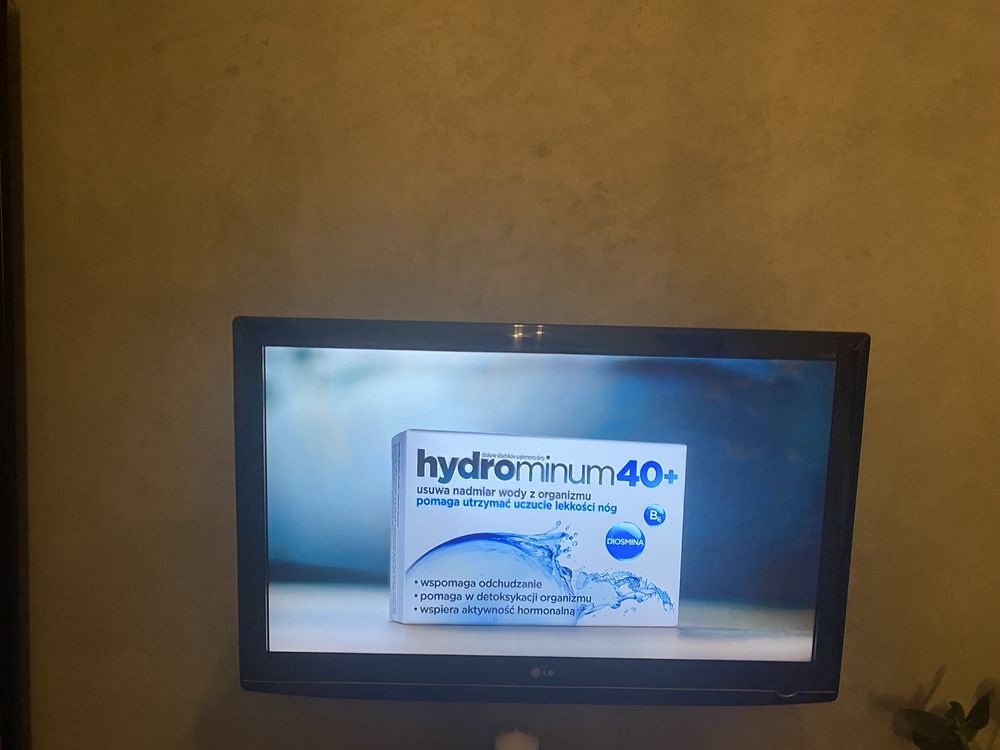 Telewizor LCD marki LG 42 cale