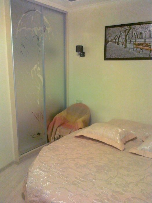 подобово посуточно.2х.кімт./ліжка 2+2+1+1/ р-нЖДВ Зміїв.обл.Харківська