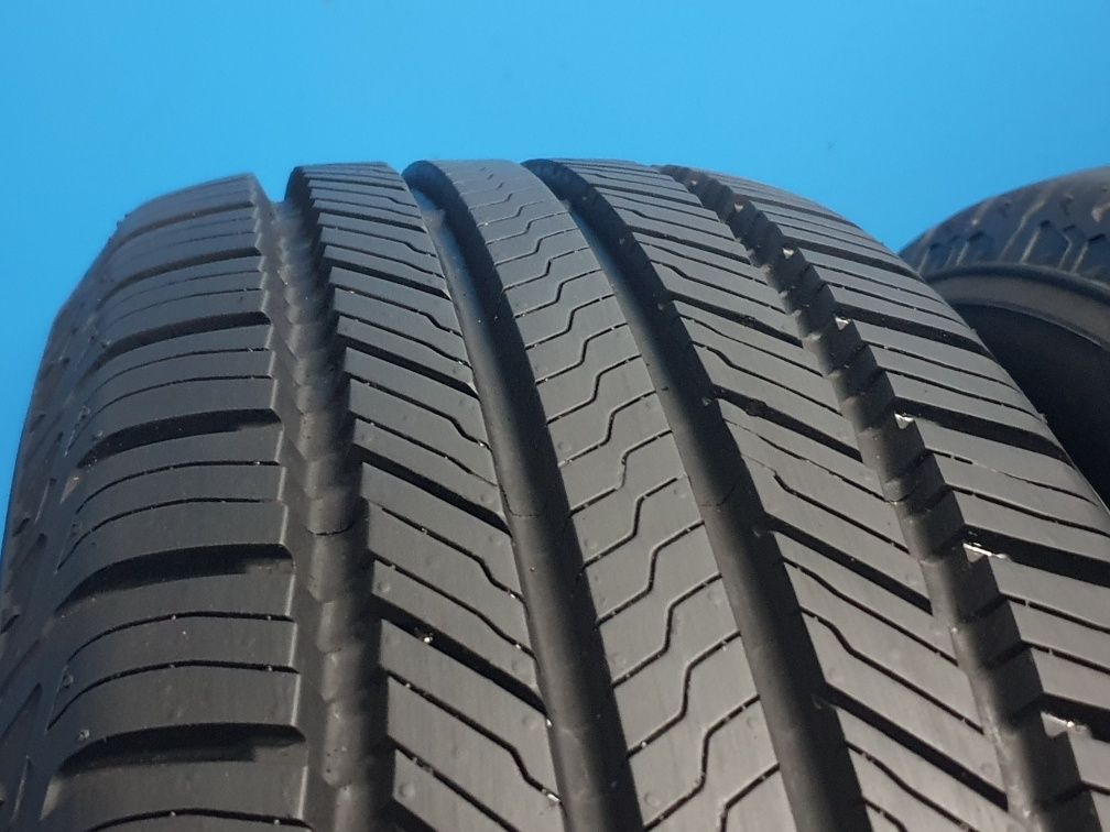 215/60 R17 Markowe całoroczne opony używane Yokohama