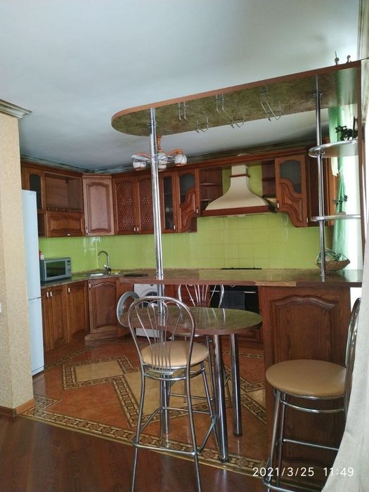 Здам,подобово 3х.ком. Вишенька.