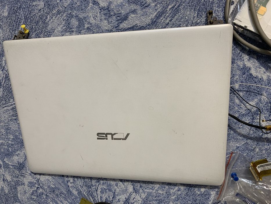 Рамка крышка матрицы асус ASUS X401A X501A не раб на детали
