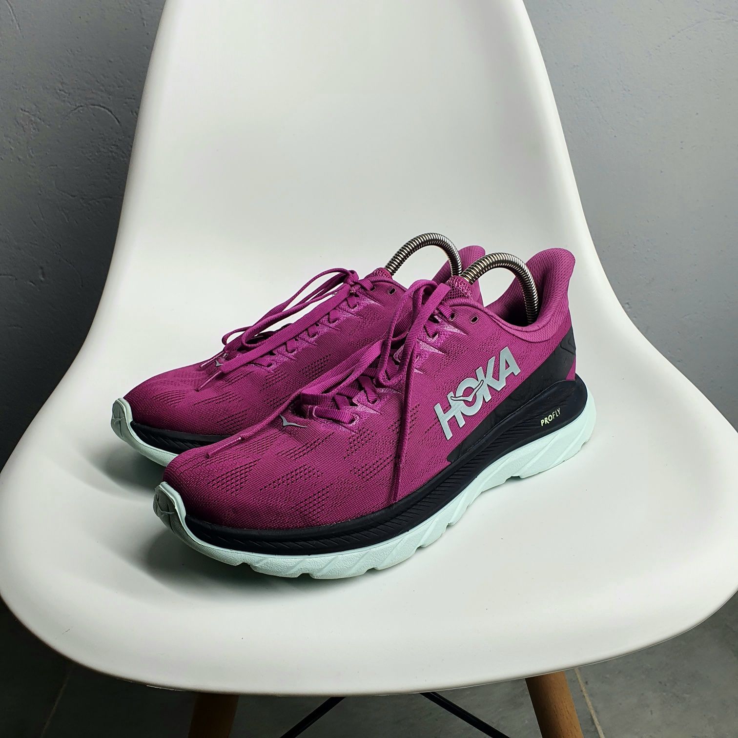 Кросівки Hoka One One Mach 44 розмір 276