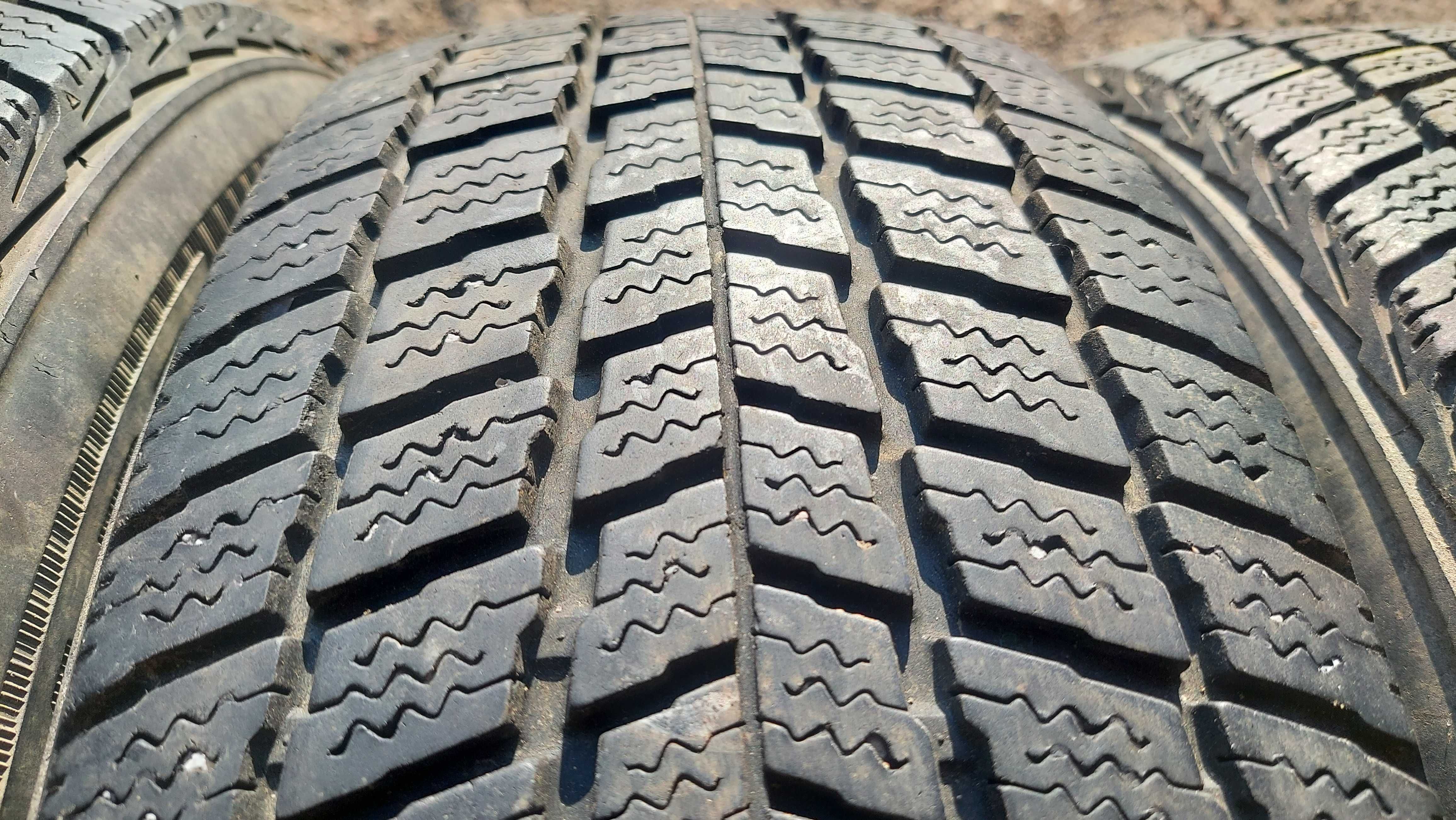 Opony zimowe 4x 225/65r17 102H XL Nexen Winguard SUV MONTAZ