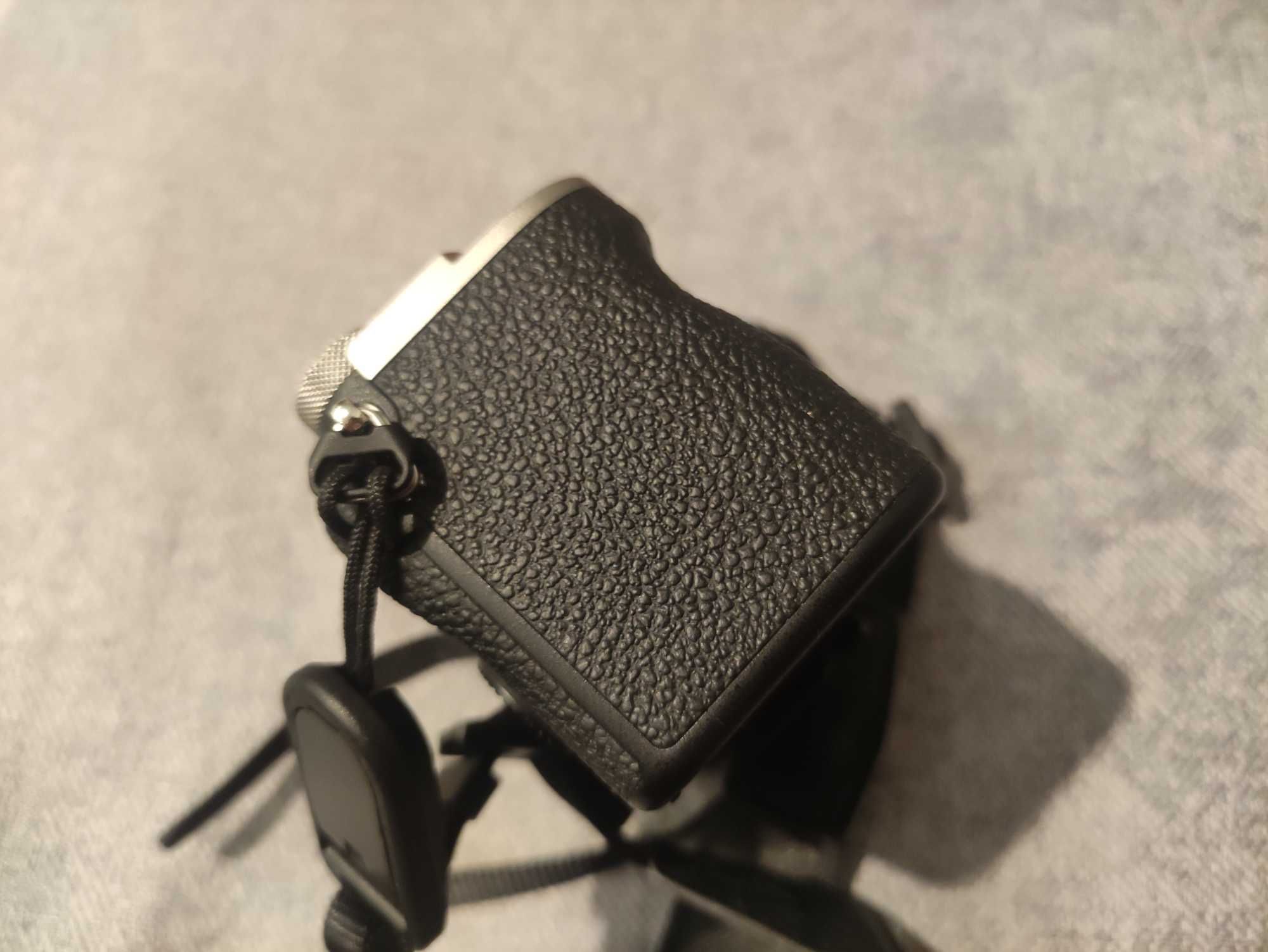 Sony A7C II aparat.