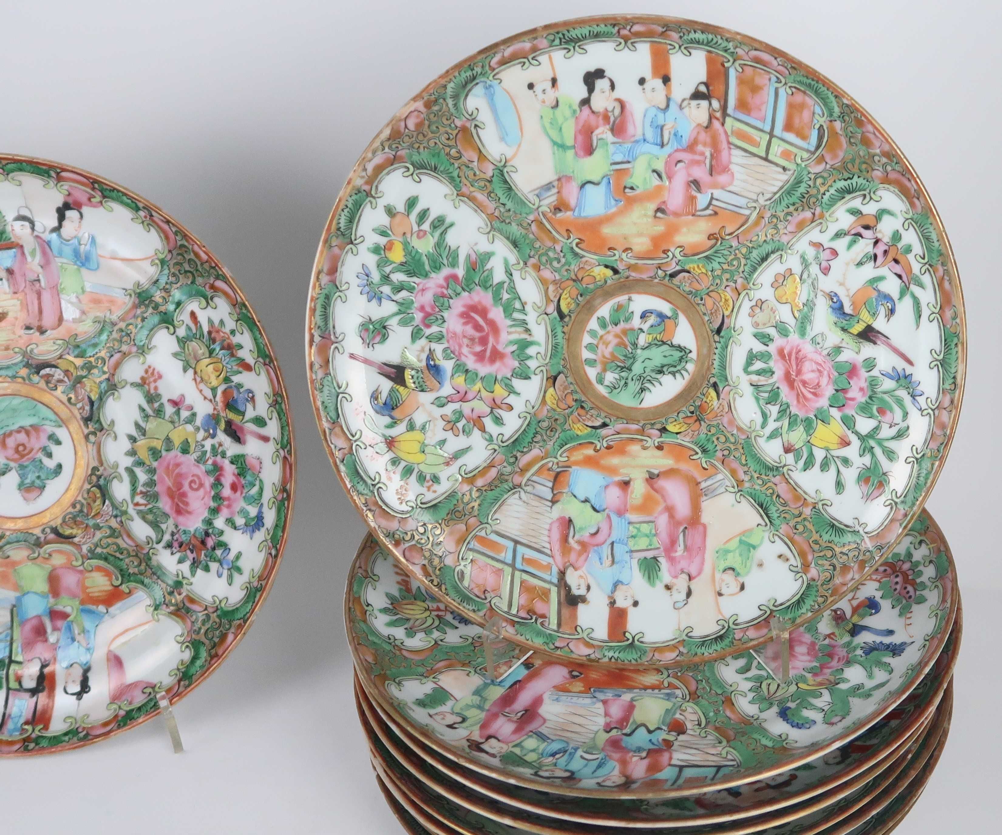 Pratos e travessa, Porcelana da China Séc. XIX, CADA