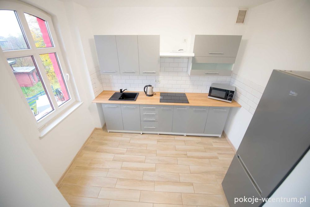 - KOMFORTOWE - Pokoje/Noclegi Pracownicze - Świętochłowice