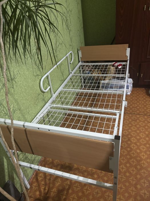 Ліжко для інвалідів, лежачих хворих