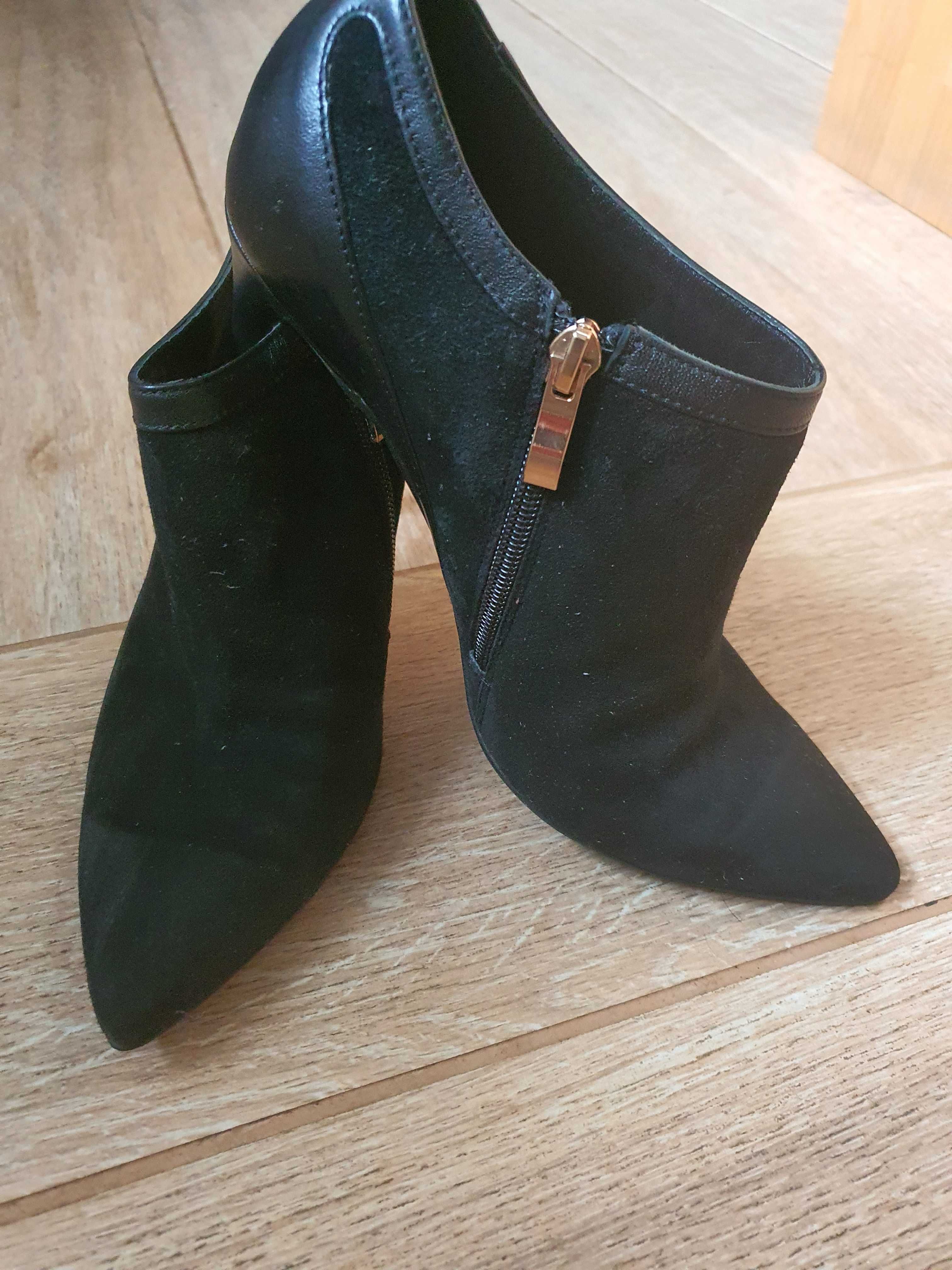 Botki kazar zamszowe r 39
